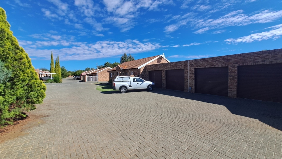 2 Bedroom Property for Sale in Universitas Free State